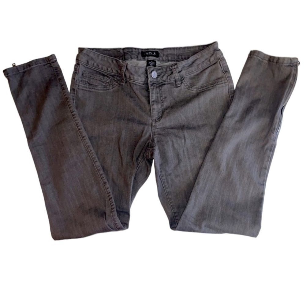 Allen B by Allen Schwartz Gray With Zipper on Ankles Skinny Jeans Size 8